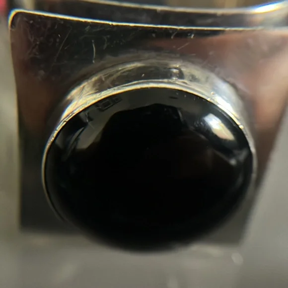 Mary Kay Sterling Silver Vintage Modernist Onyx Cuff Bracelet - Picture 9 of 17